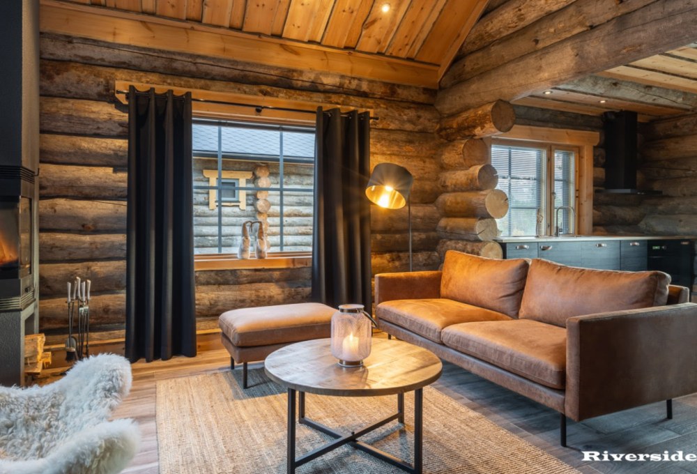 Muotka Riverside Cabin Wohnzimmer